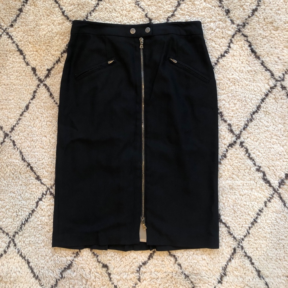 🎉HP🎉L.A.M.B. Zip Front Pencil Skirt
